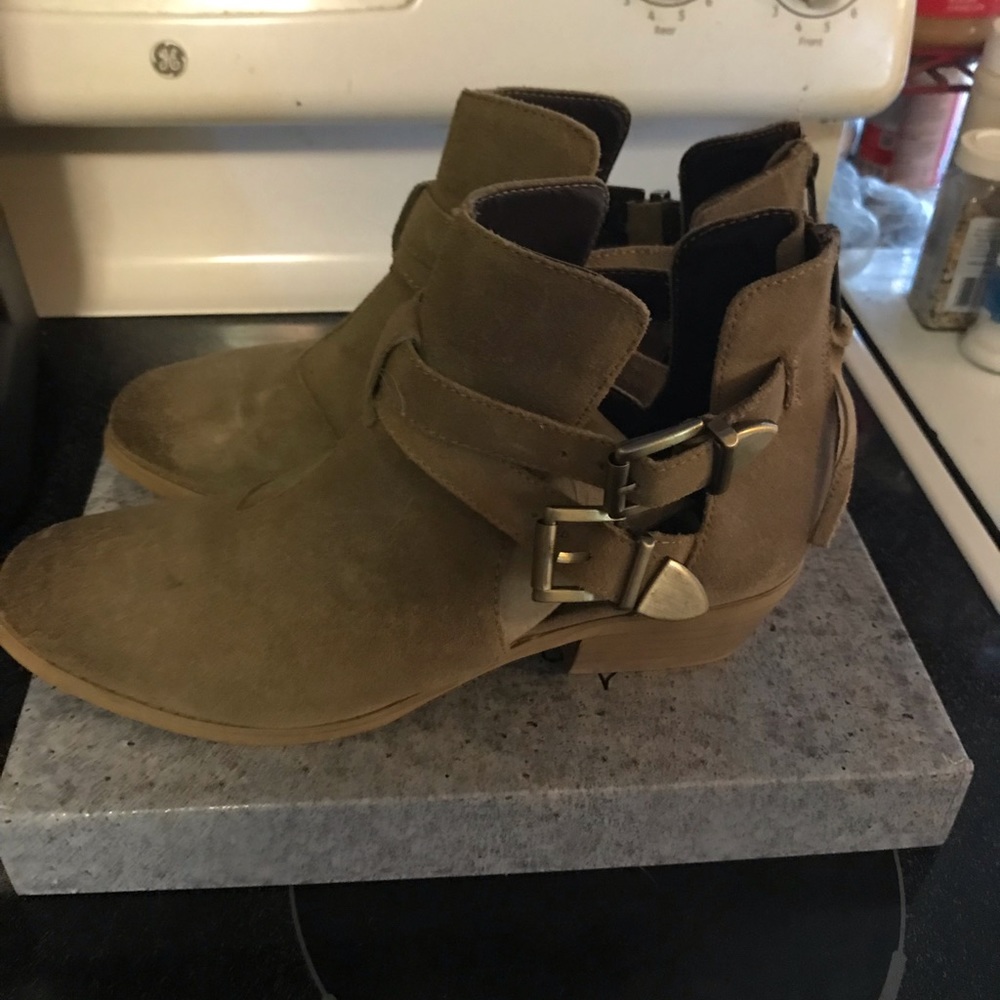 Brand new worn once!